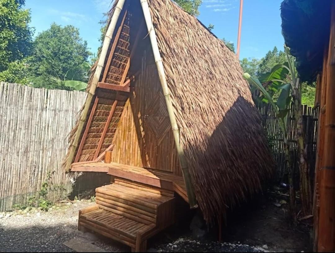 Moalboal Bamboo House / Rooms Exterior foto