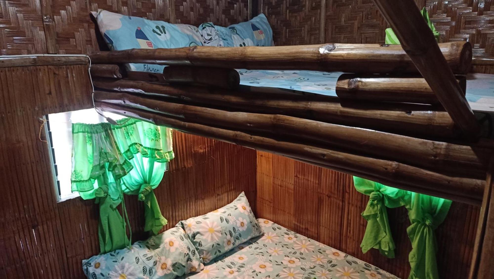 Moalboal Bamboo House / Rooms Exterior foto