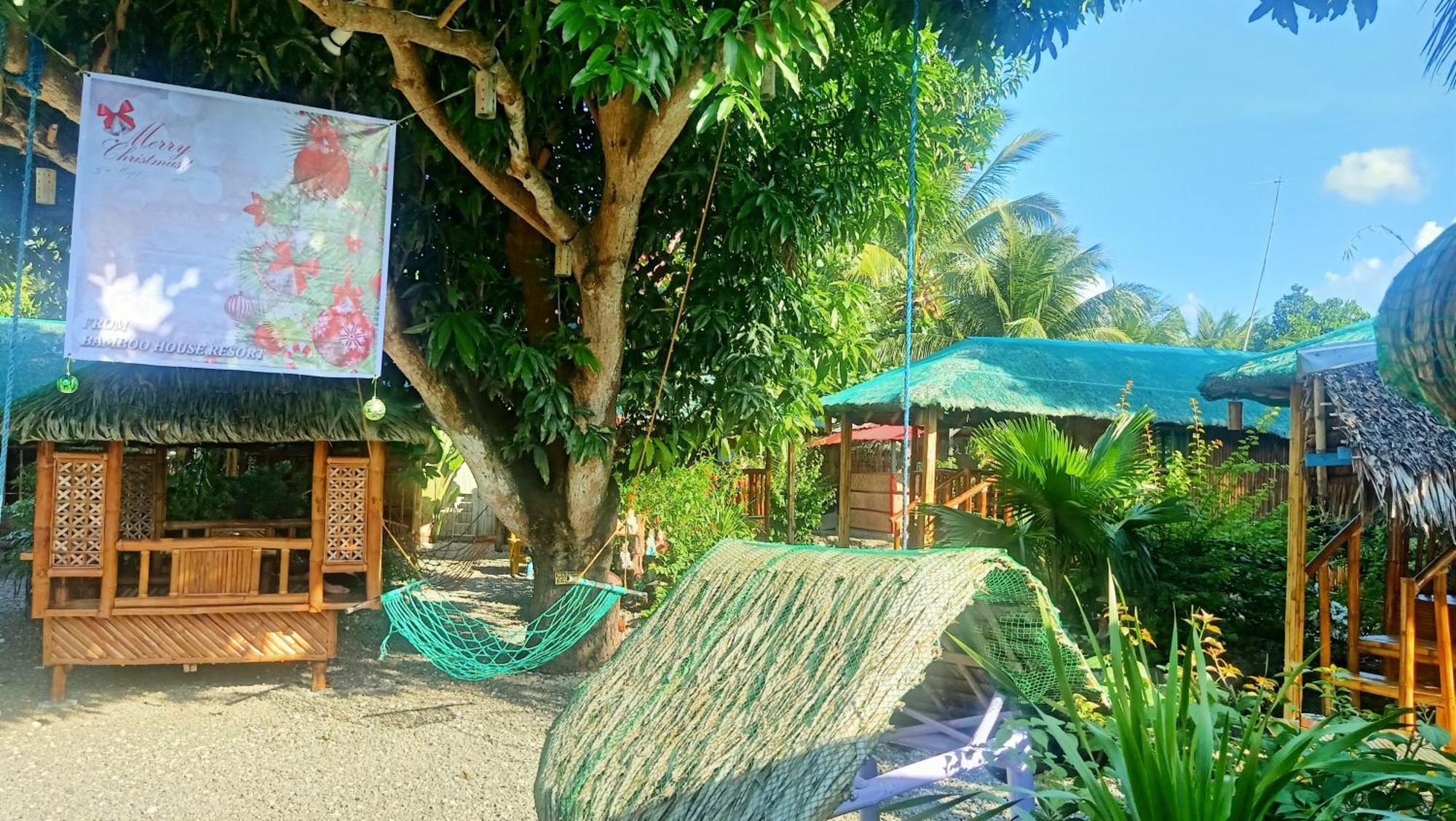 Moalboal Bamboo House / Rooms Habitación foto