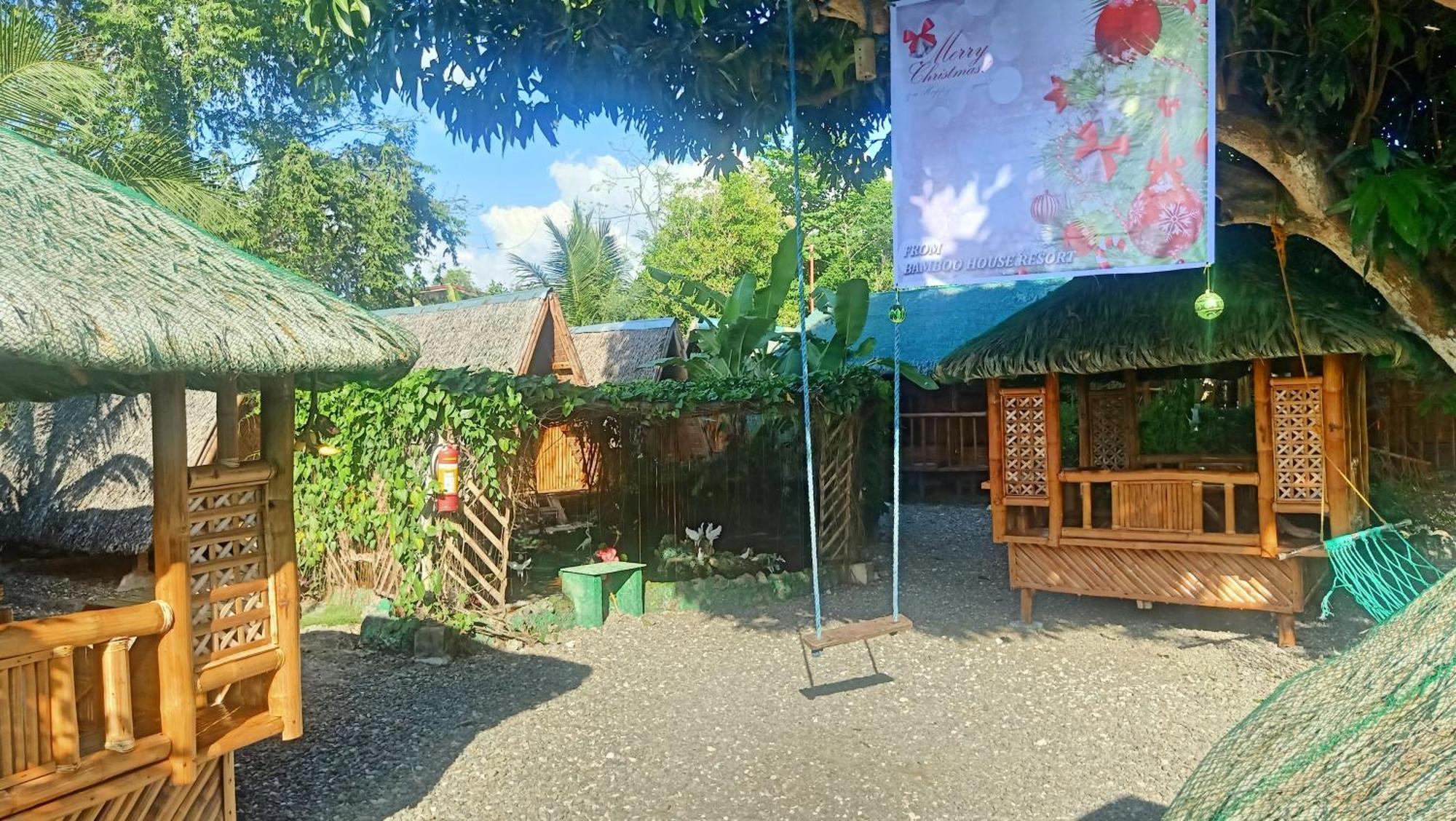 Moalboal Bamboo House / Rooms Habitación foto