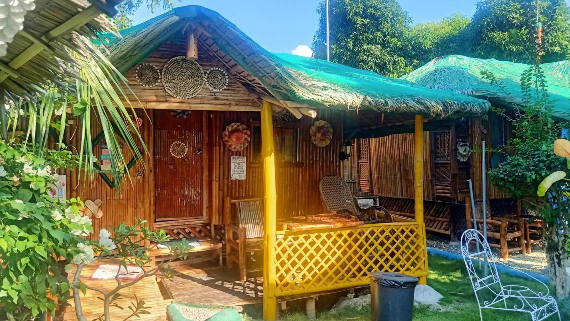Moalboal Bamboo House / Rooms Habitación foto