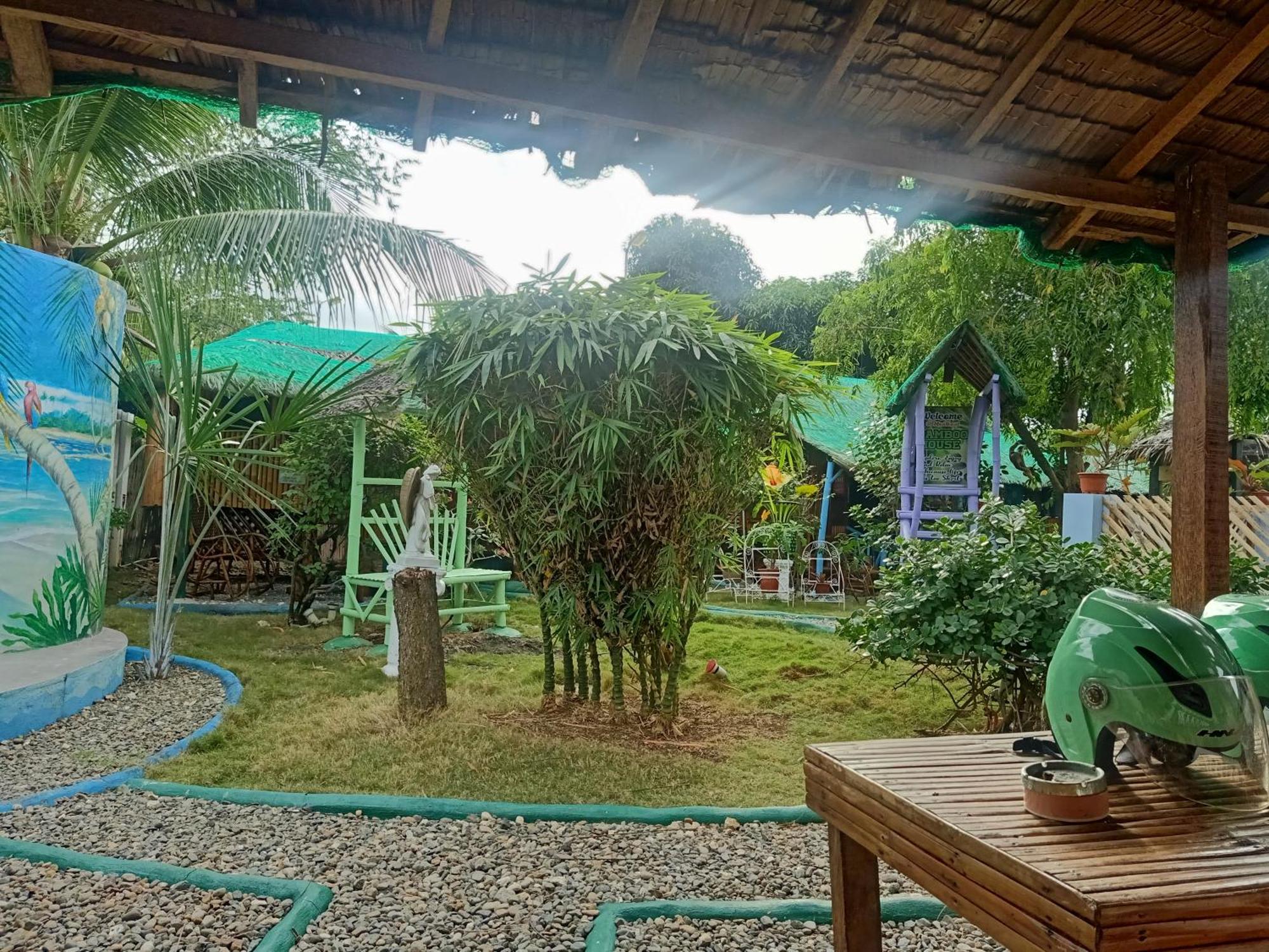 Moalboal Bamboo House / Rooms Habitación foto